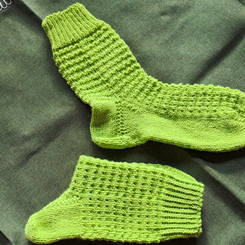 Wollsocken selbstgestrickt - ,