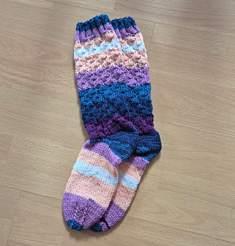 Selbst gestrickte socken gr - gestrickte,