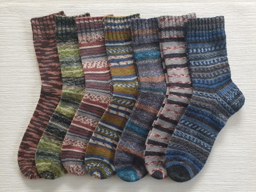 47 selbstgestrickte - gr.46/47,