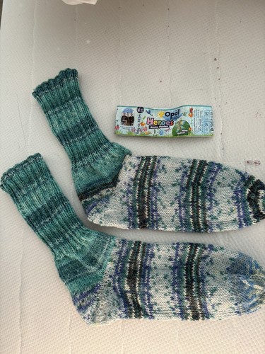 Selbstgestrickte socken - ,