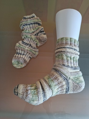 Mojos selbstgestrickte socken - mojos,