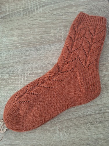 Selbstgestrickte socken neu - selbstgestrickte, neu.