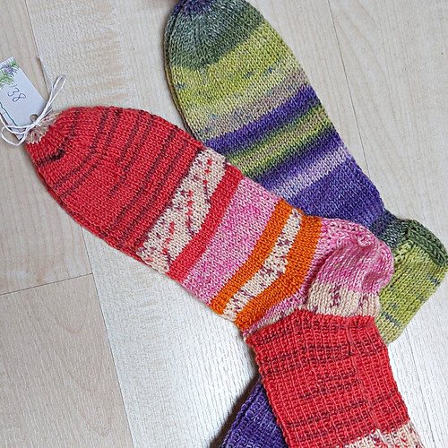 Paar selbstgestrickte socken - paar,